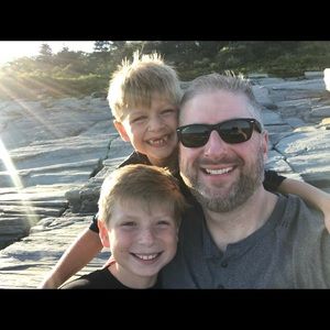 Meet your Posher, Eric